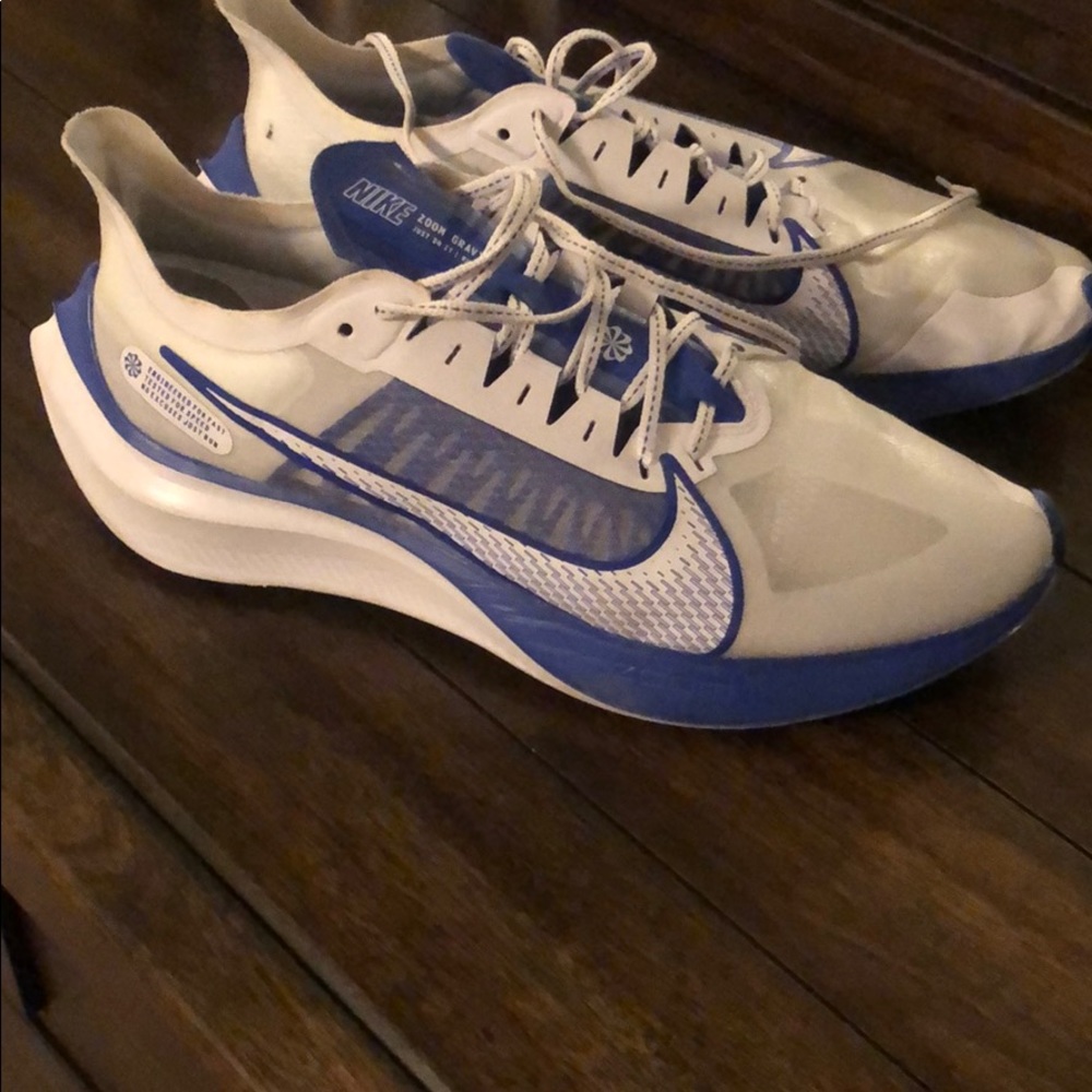 Nike zero gravity. Size 11.5